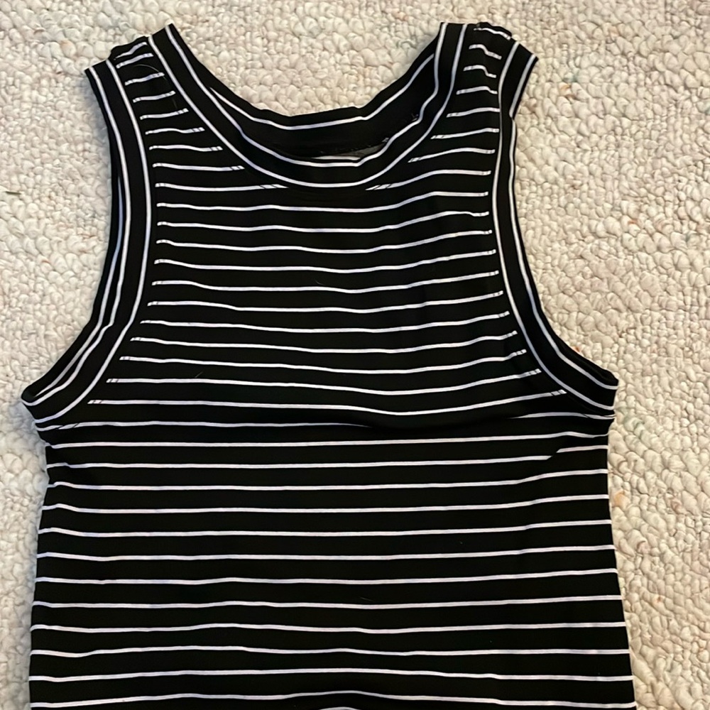 Cropped tank
